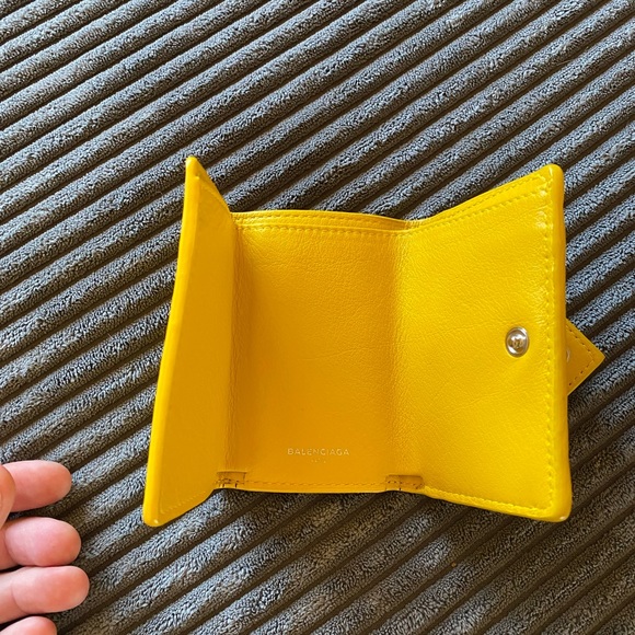 Authentic Balenciaga yellow Papier mini Leather wallet - Picture 4 of 9